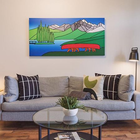 Grassihaus Mountain Getaway Apartamento Canmore Exterior foto